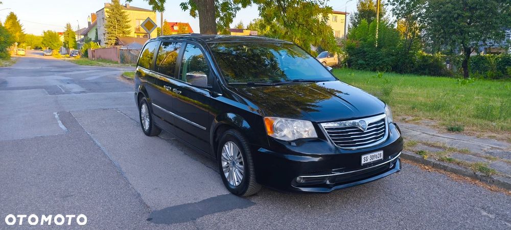 Lancia Voyager - 20