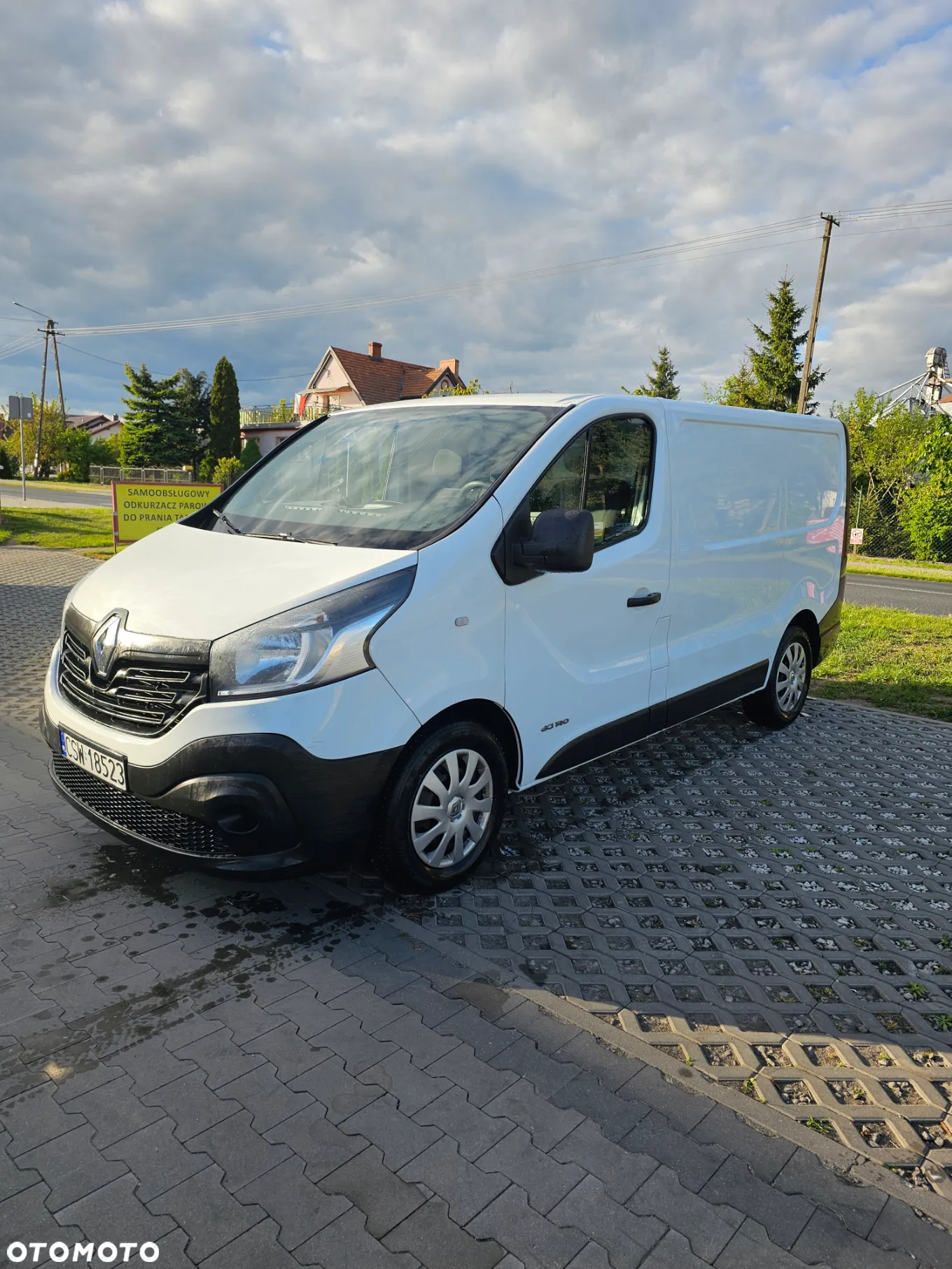 Renault Trafic - 2