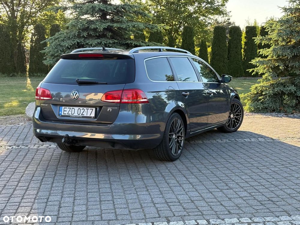 Volkswagen Passat - 20