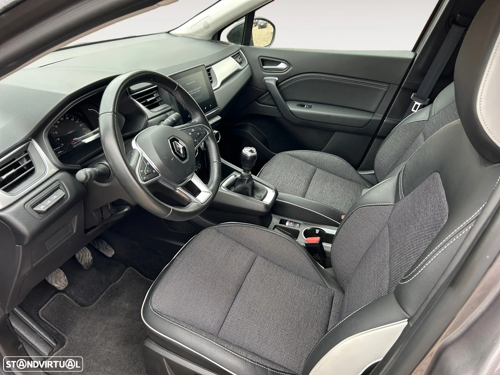 Renault Captur 1.0 TCe Techno - 10