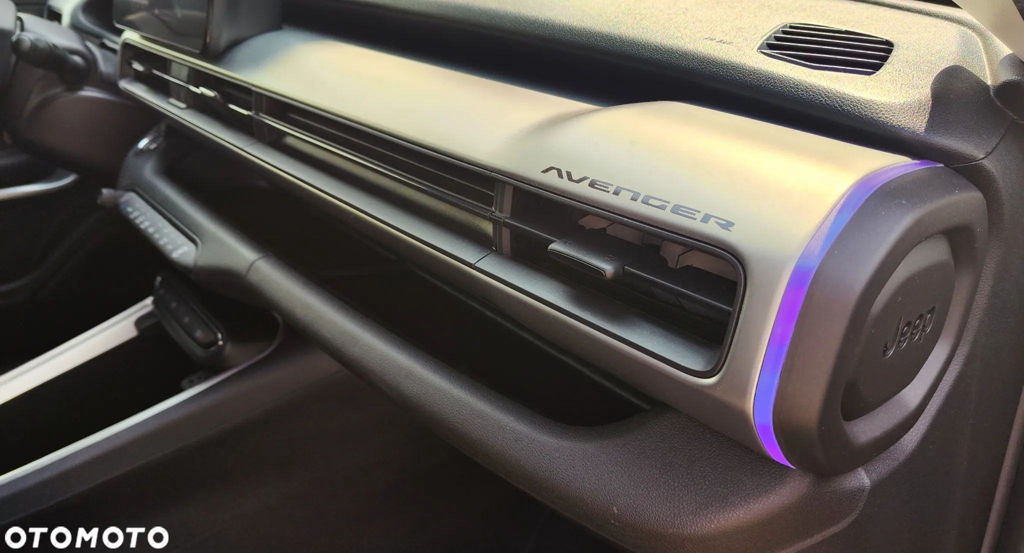 Jeep Avenger 54kWh Summit - 20