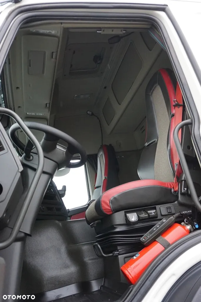 Volvo FMX / 500 / EURO 6 / ACC / GLBETROTTER / MAŁY PRZEBIEG - 7