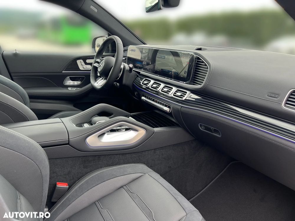 Mercedes-Benz GLE Coupe AMG 53 PHEV - 13