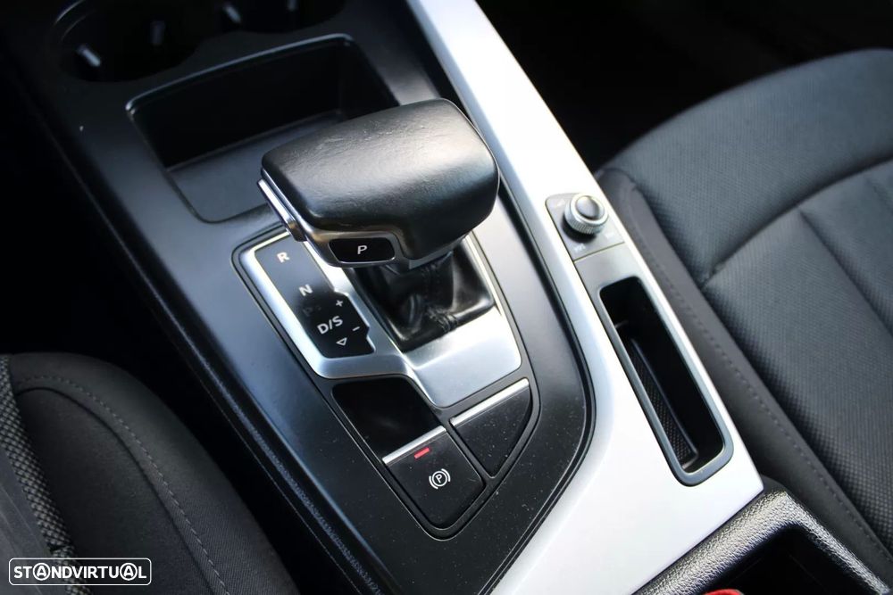 Audi A4 Avant 35 TDI S tronic - 31
