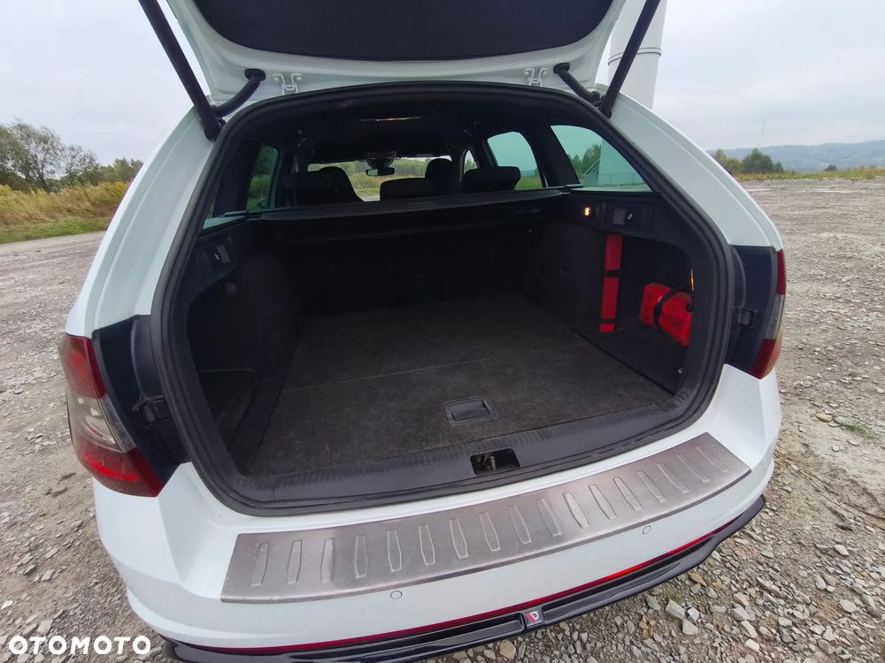 Skoda Octavia 2.0 TDI 4x4 RS DSG - 14