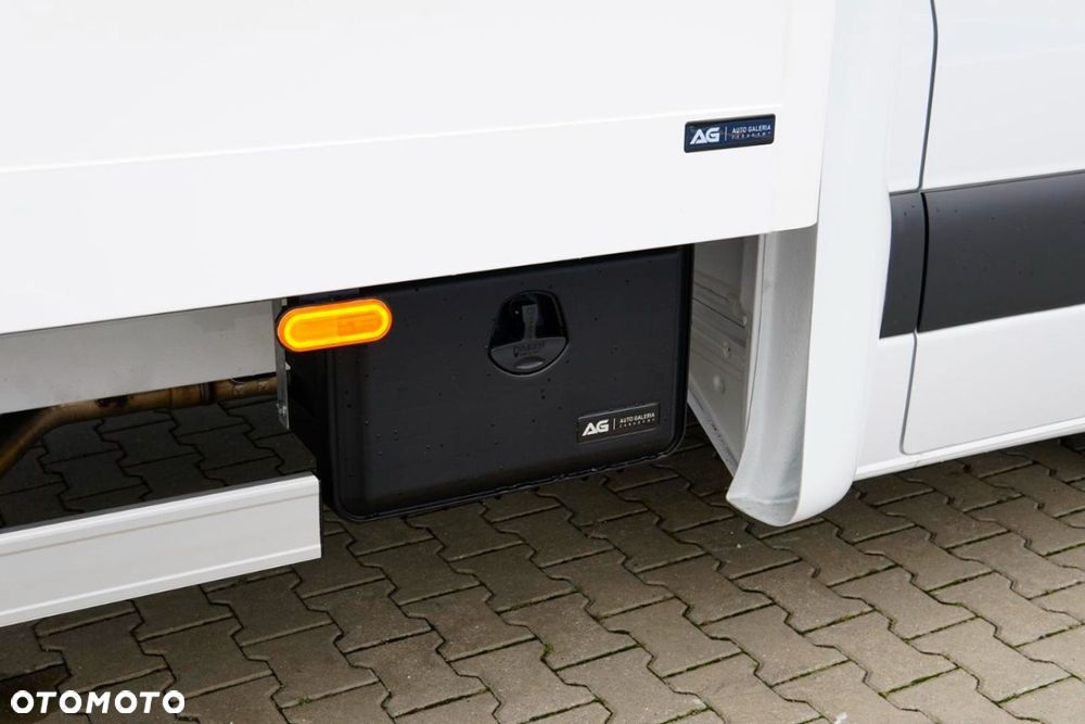 Mercedes-Benz Sprinter - 21