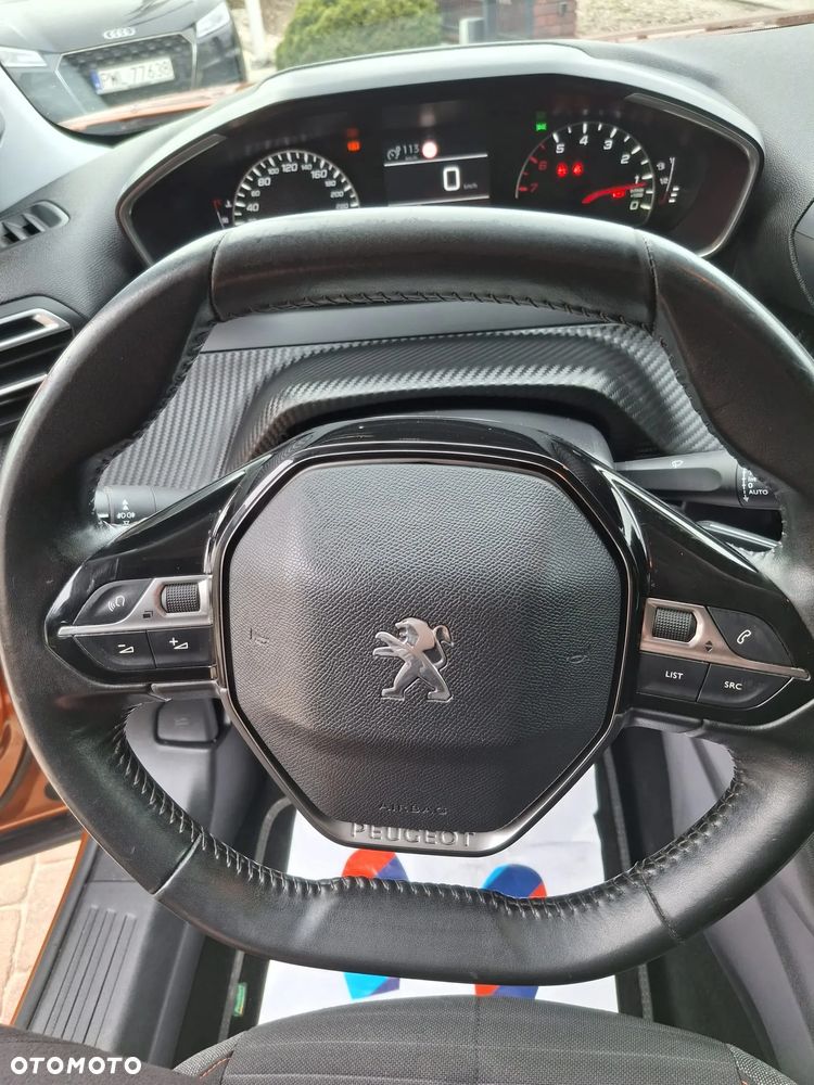 Peugeot 2008 BlueHDi 100 Active - 17