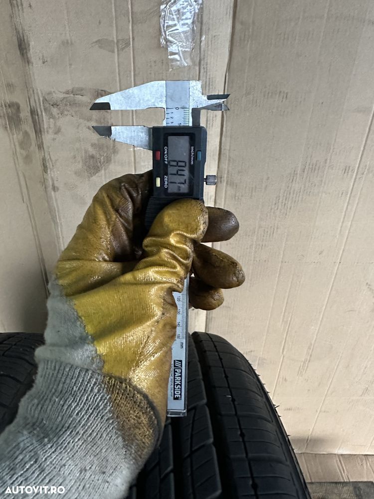 215/60 R17 Kumho Solus KL21 8.47 mm NOI - 4