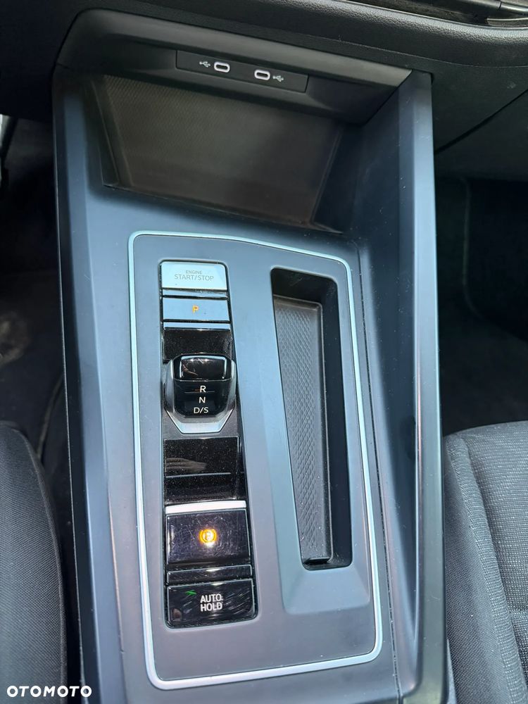 Volkswagen Golf 1.5 eTSI OPF DSG Life - 20