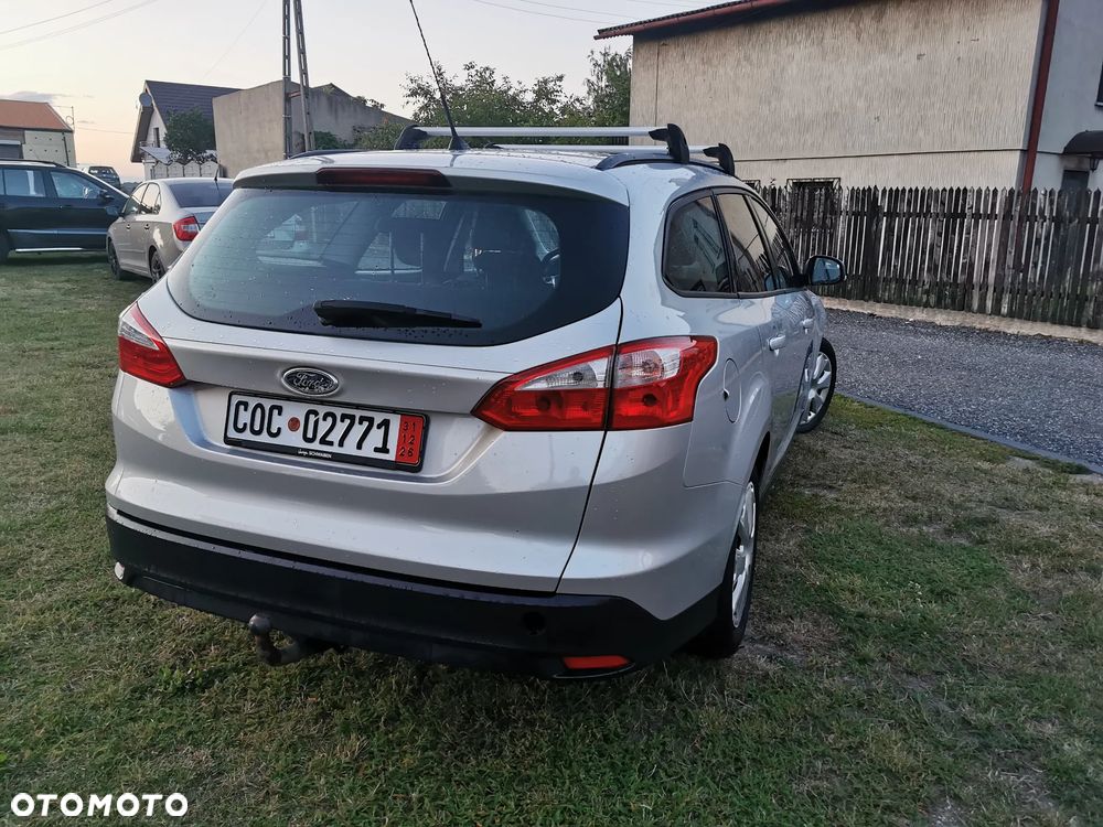 Ford Focus 1.6 Trend - 4
