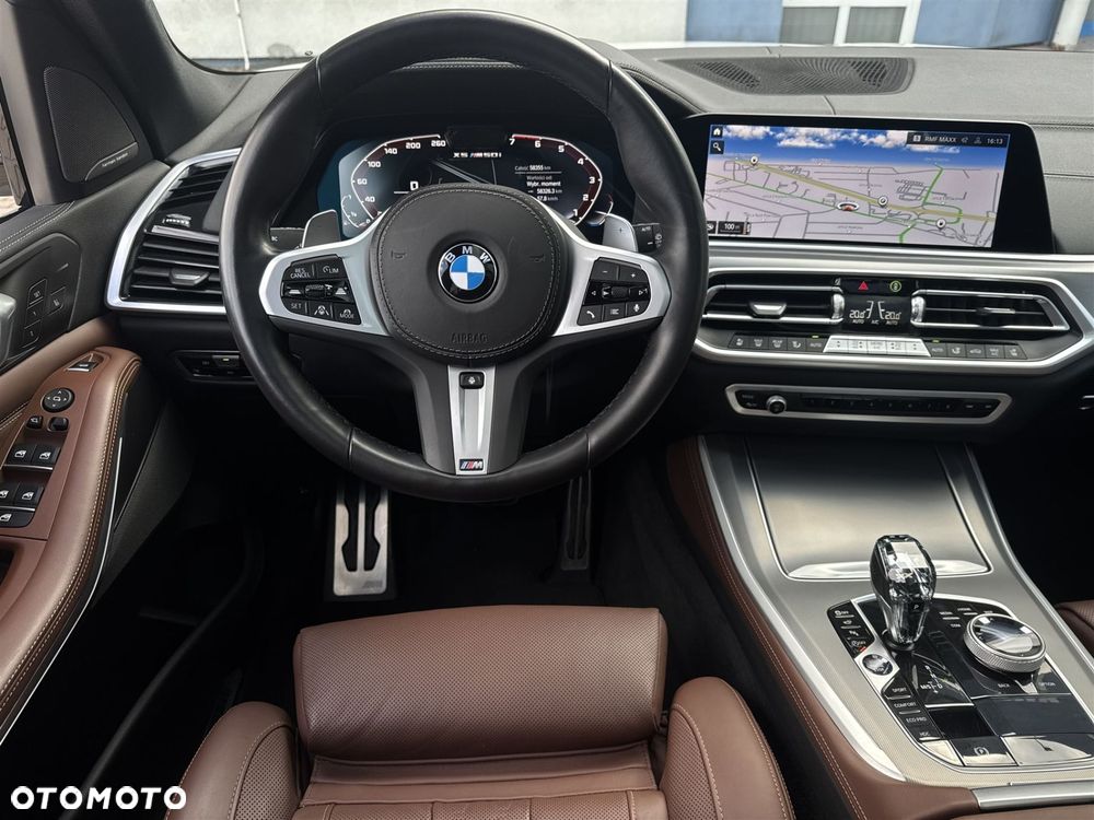 BMW X5 M50i - 8