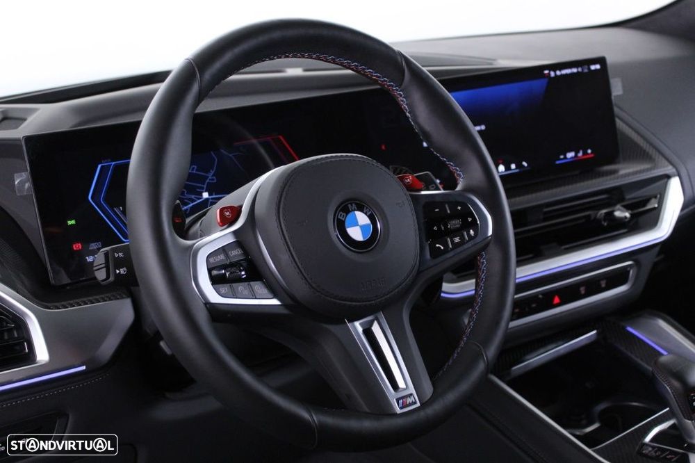 BMW XM 50e - 23