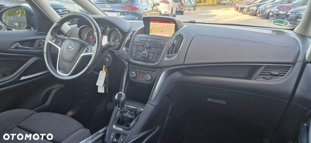 Opel Zafira - 24