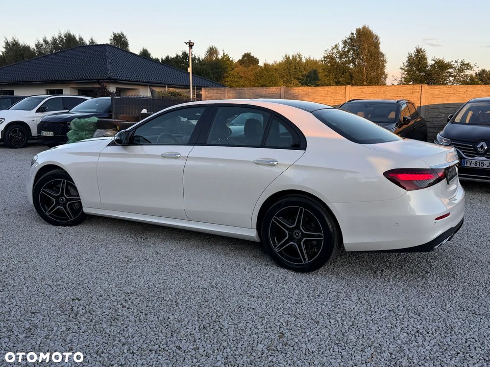 Mercedes-Benz Klasa E 220 d 4Matic 9G-TRONIC AMG Line - 9