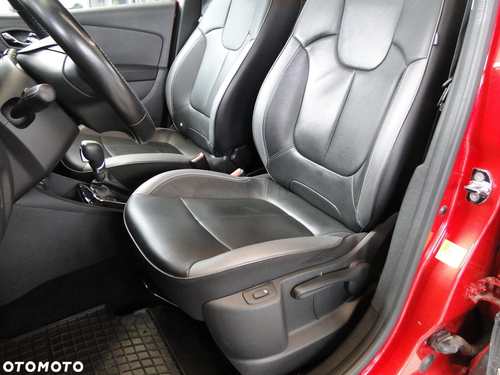 Renault Captur - 34