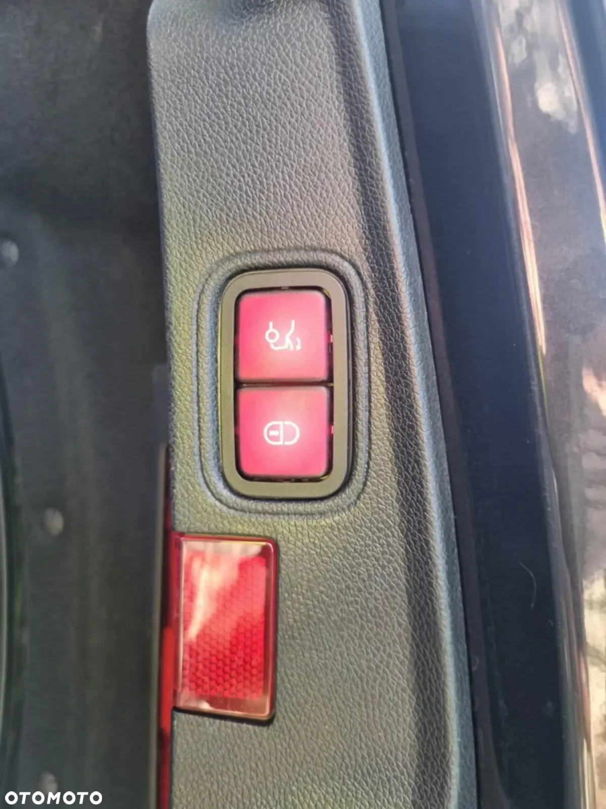 Mercedes-Benz Klasa C 200 9G-TRONIC - 22