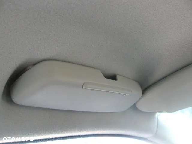 Ford Focus 1.6 Ambiente EU5 - 18
