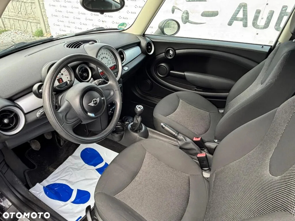 MINI ONE Standard - 7