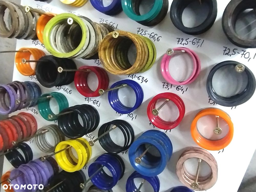 Pierścienie Pierścień centujący Centrujące różne rodzaje 57,1 57.1 66,6 66.6 70,1 72,5 72.6 63,4 i inne wszystkie rozmiary wymiary Legnica ALU-RAD Kontakt e-mail wiadomość - 7