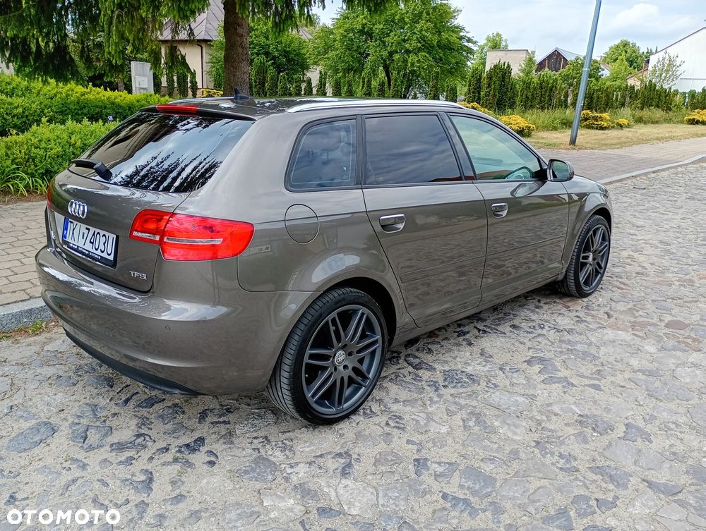 Audi A3 Sportback 1.4 TFSI Attraction - 17
