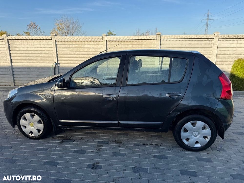 Dacia Sandero - 6