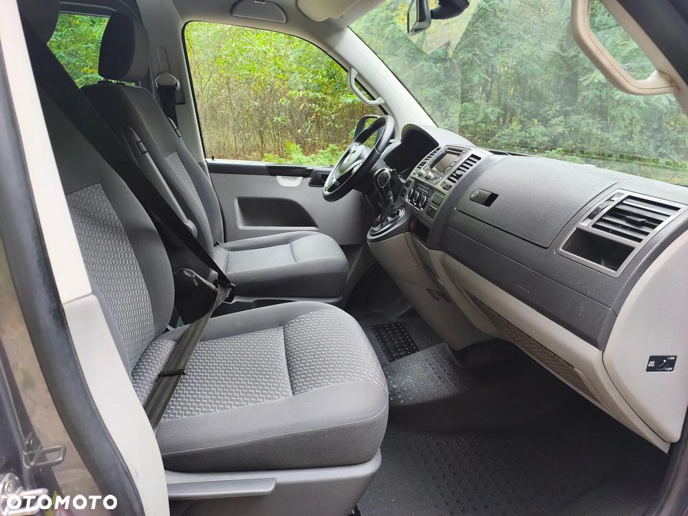 Volkswagen Transporter - 24