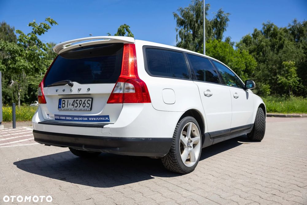 Volvo V70 2.0D Ocean Race - 3