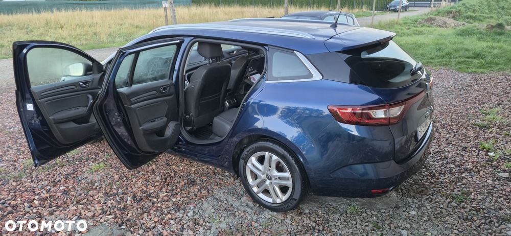 Renault Megane - 5