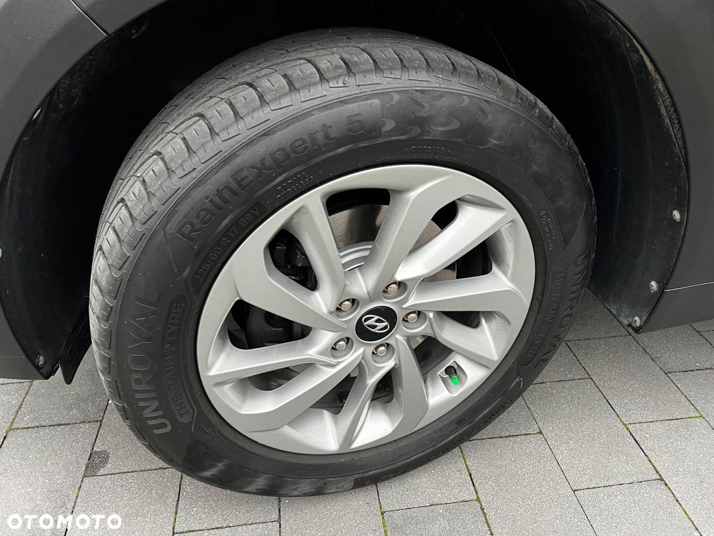 Hyundai Tucson blue 1.6 GDi 2WD Navi - 36
