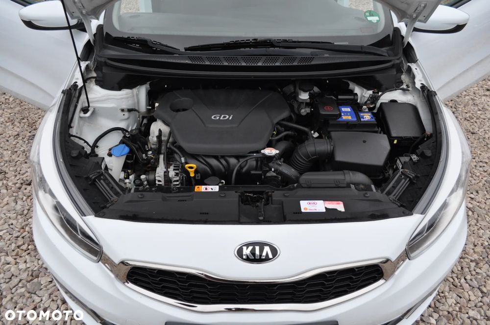 Kia Ceed 1.6 GDI Edition 7 - 32