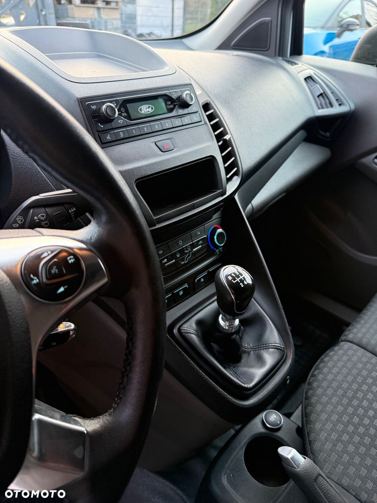 Ford Transit connect - 8