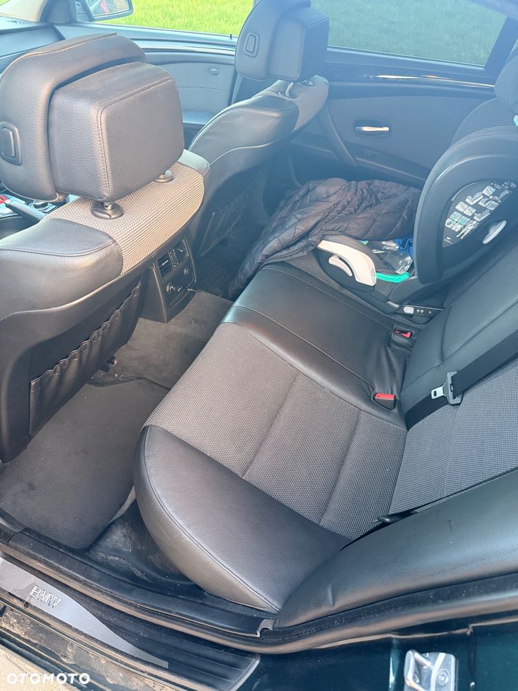 BMW Seria 5 530d xDrive - 15