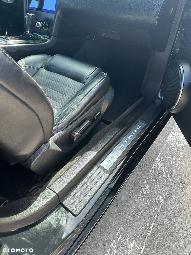 Ford Mustang 3.7 V6 Premium - 8