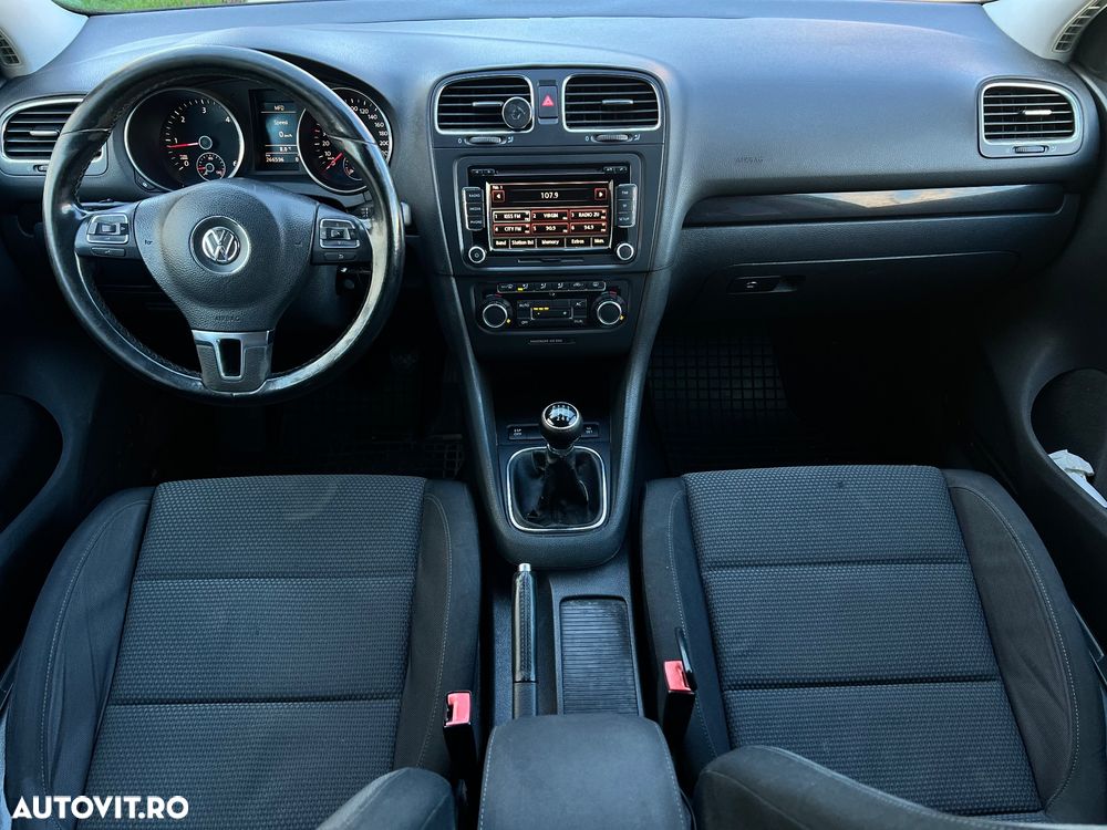 Volkswagen Golf 2.0 TDI Comfortline - 12