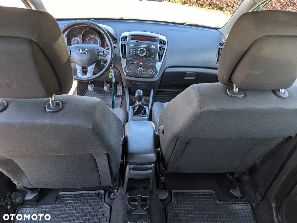 Kia Ceed Cee'd 1.4 L - 17