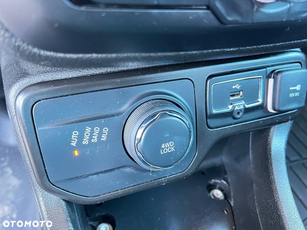 Jeep Renegade - 12