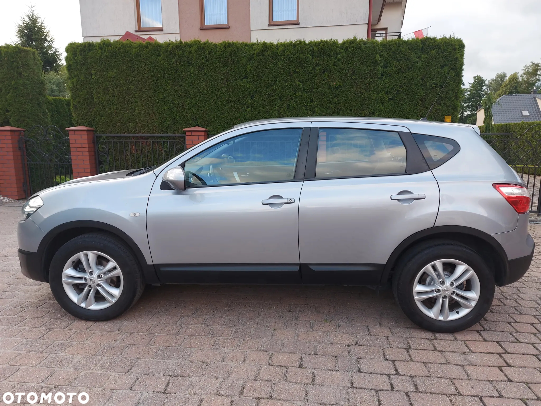 Nissan Qashqai 1.6 visia - 7
