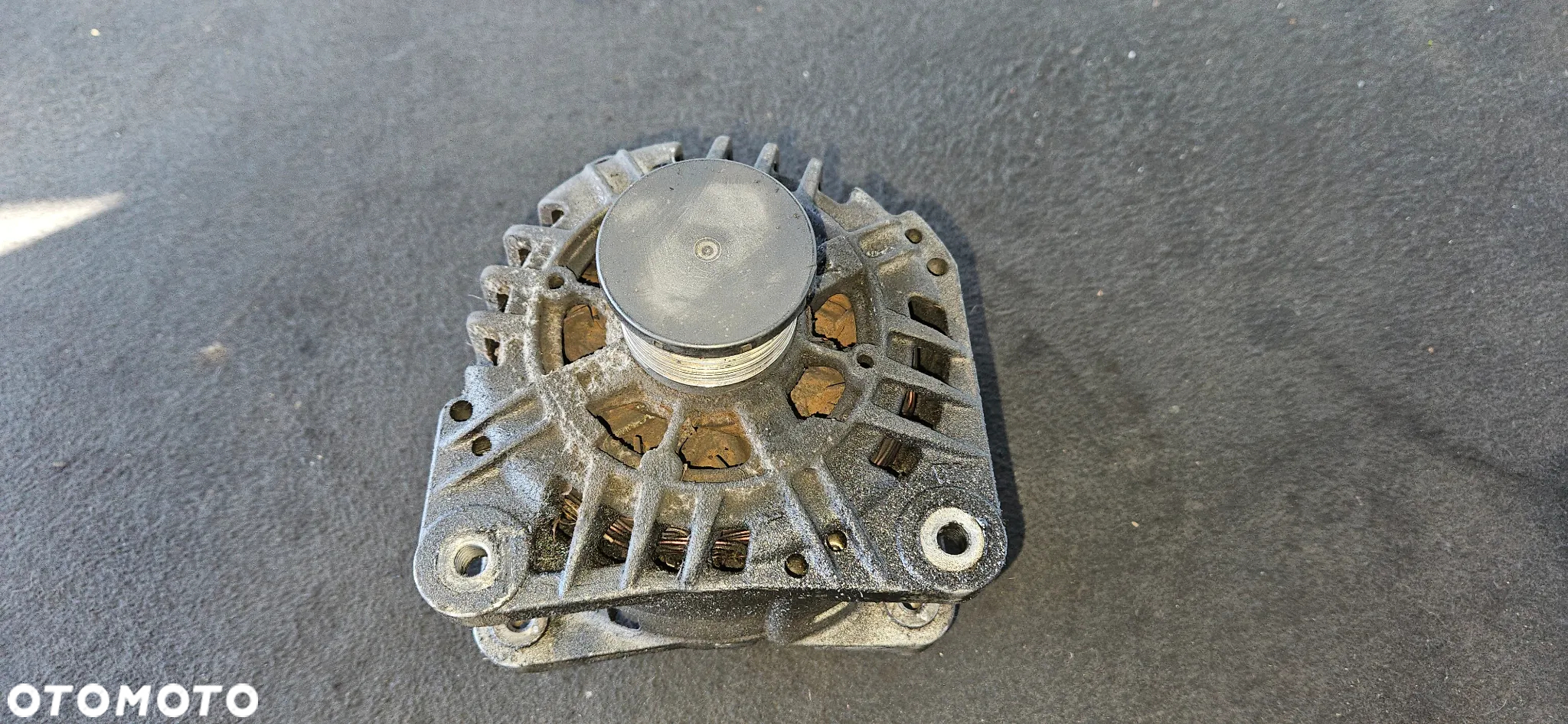 Alternator 8200290217 Renault Laguna 2 1,9 DCI - 2