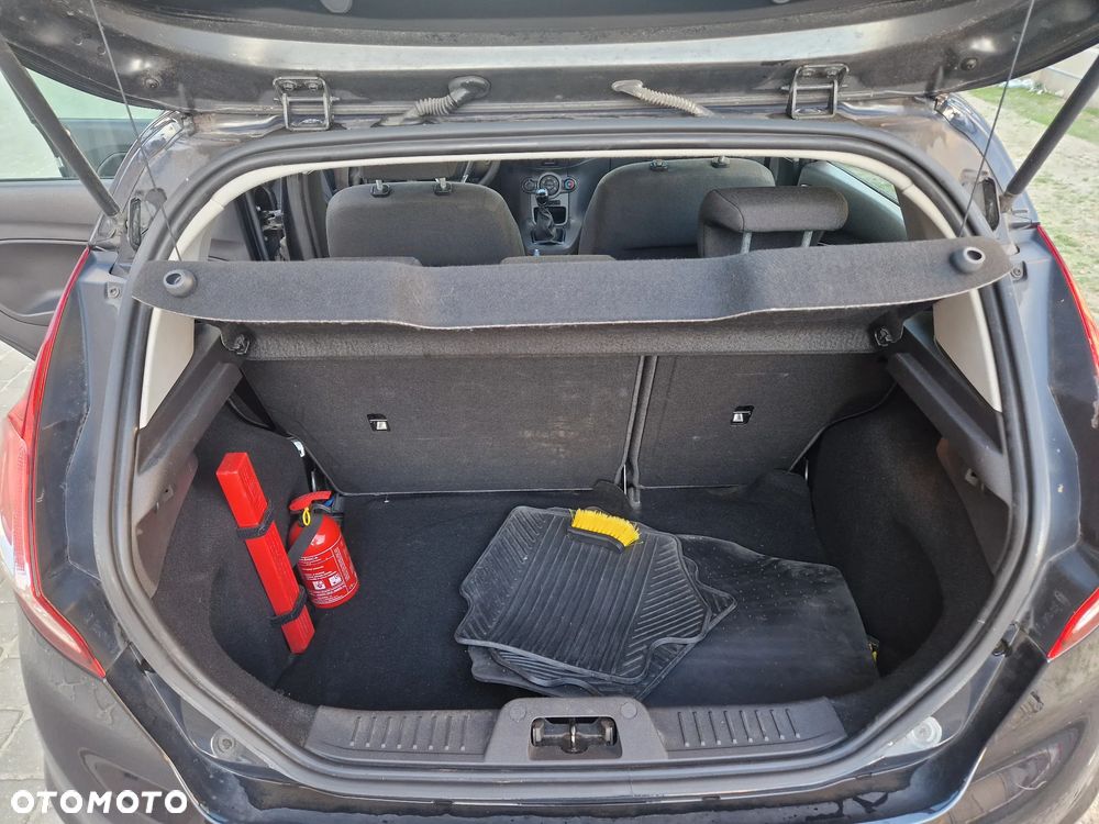 Ford Fiesta 1.25 Ambiente EU5 - 8