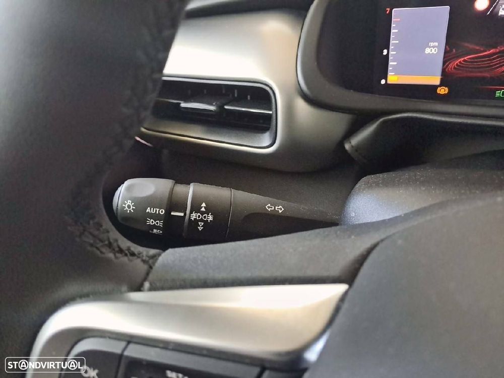 Jeep Avenger 1.2 GSE T3 Summit - 14