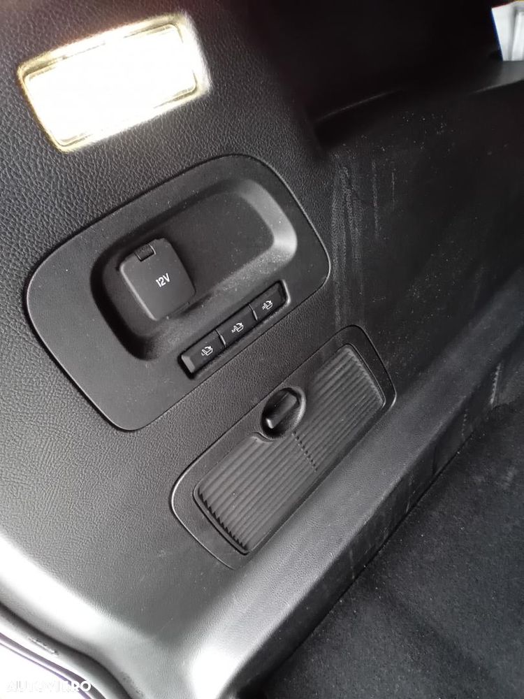 Ford S-Max 2.0 TDCi Powershift Titanium - 10