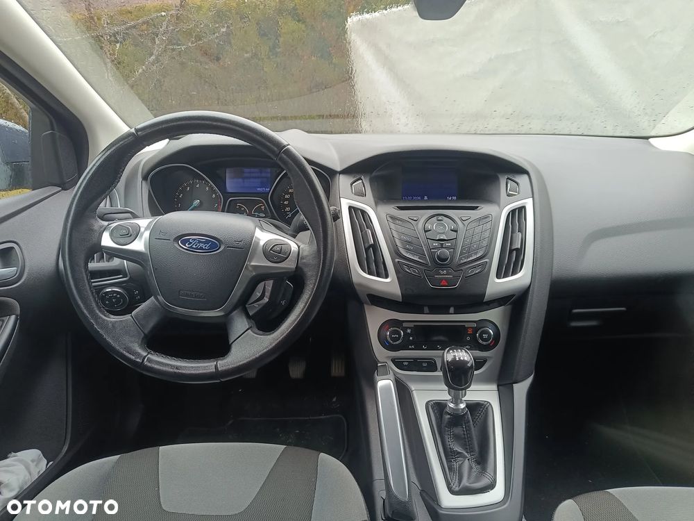 Ford Focus 1.0 EcoBoost Trend - 18
