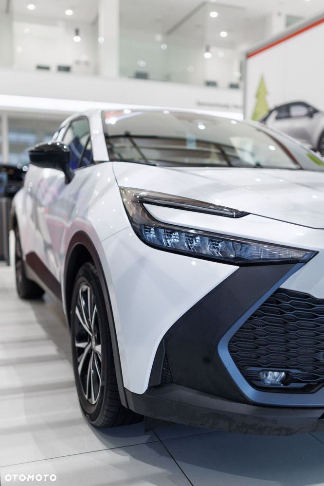 Toyota C-HR - 12