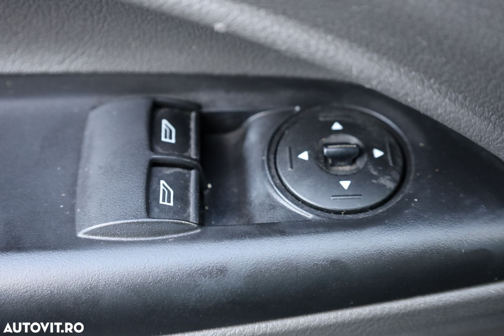 Ford Transit Connect - 18