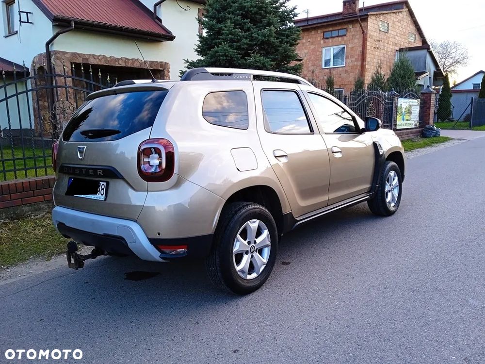 Dacia Duster 1.6 SCe Laureate S&S - 24