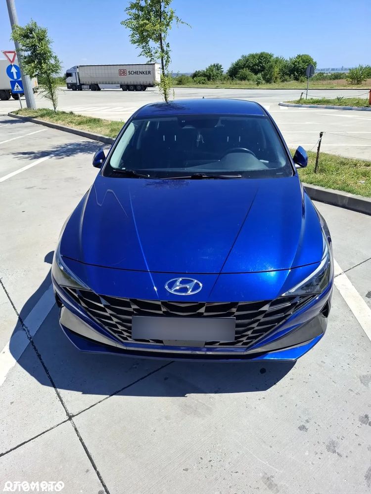 Hyundai Elantra 1.6 Premium - 9