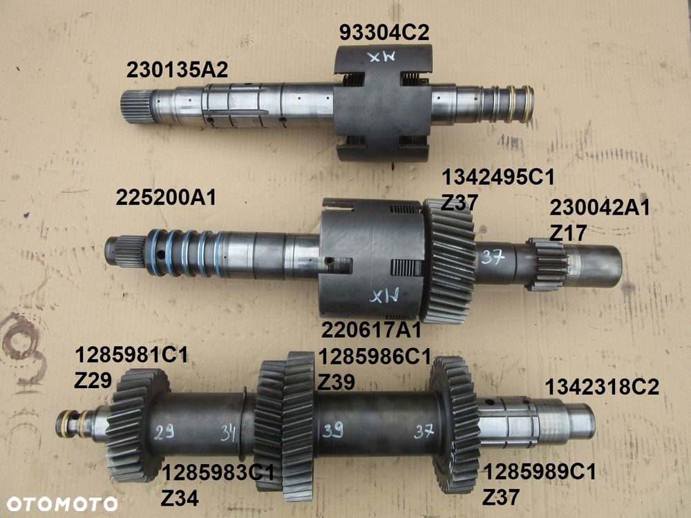Tylny most kosz wałek tryb zębatka tarczki tuleja Case Magnum MX240 - 2