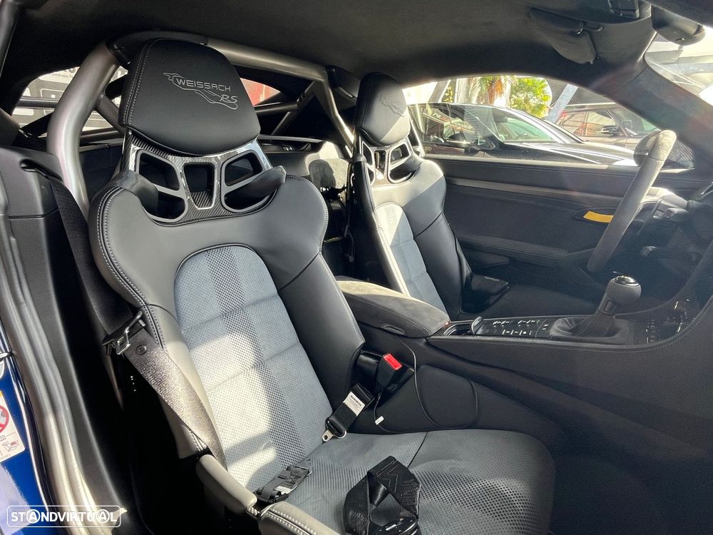 Porsche 718 Cayman GT4 RS - 45