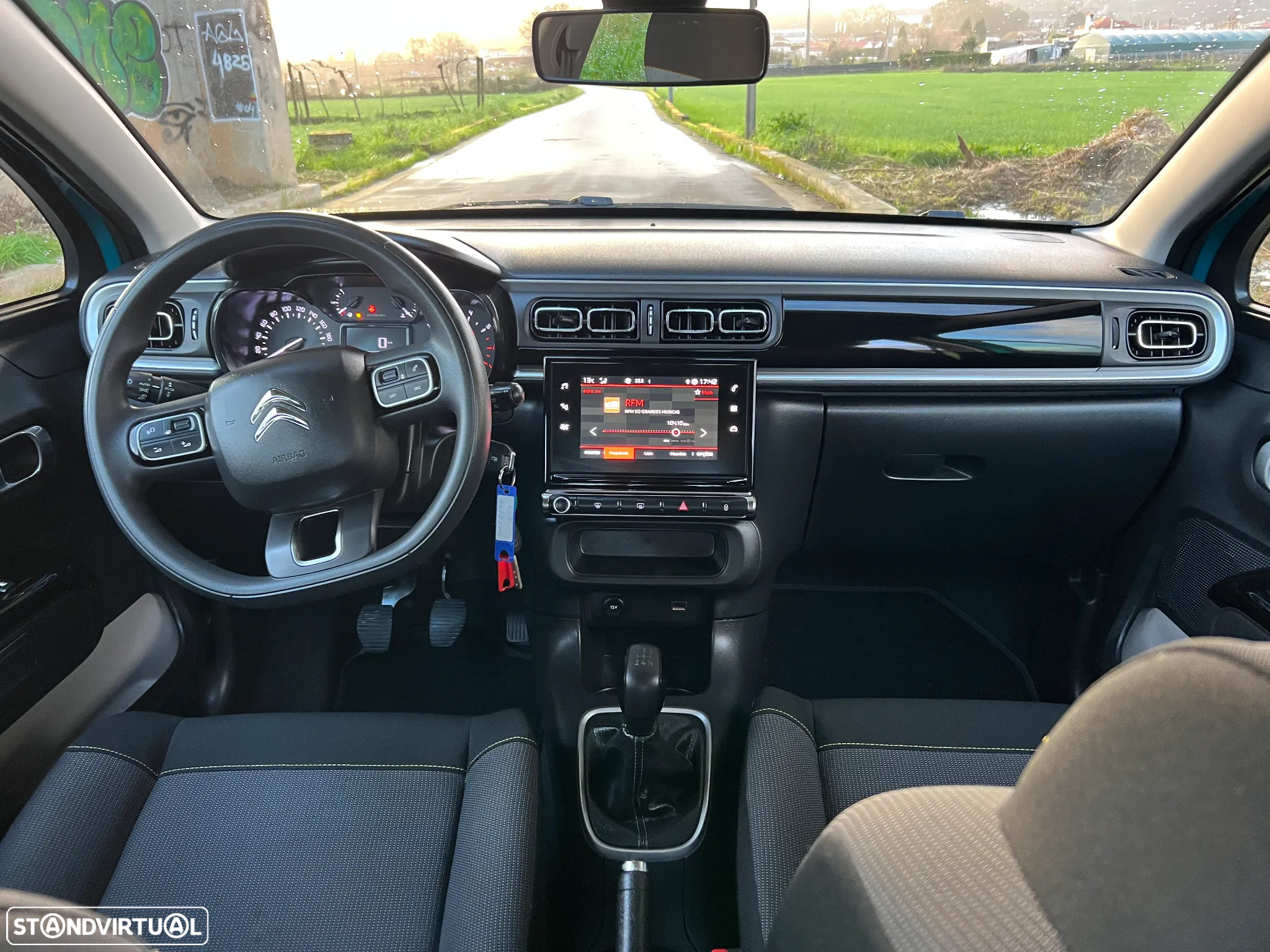 Citroën C3 1.2 PureTech Shine - 16