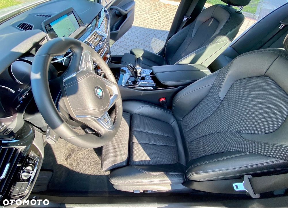 BMW Seria 5 530i xDrive Sport Line sport - 10